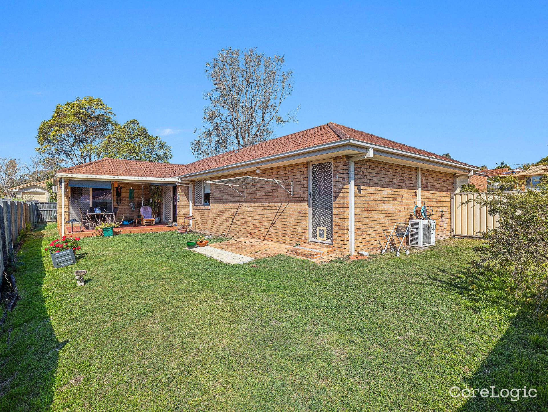 18 Willowtree Dr, Flinders View, QLD 4305