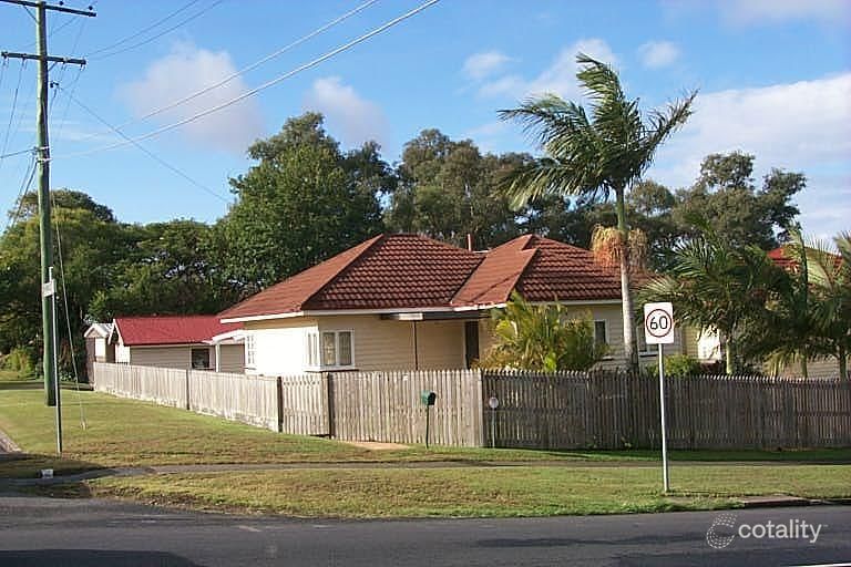 126 Stanley Rd, Camp Hill, QLD 4152