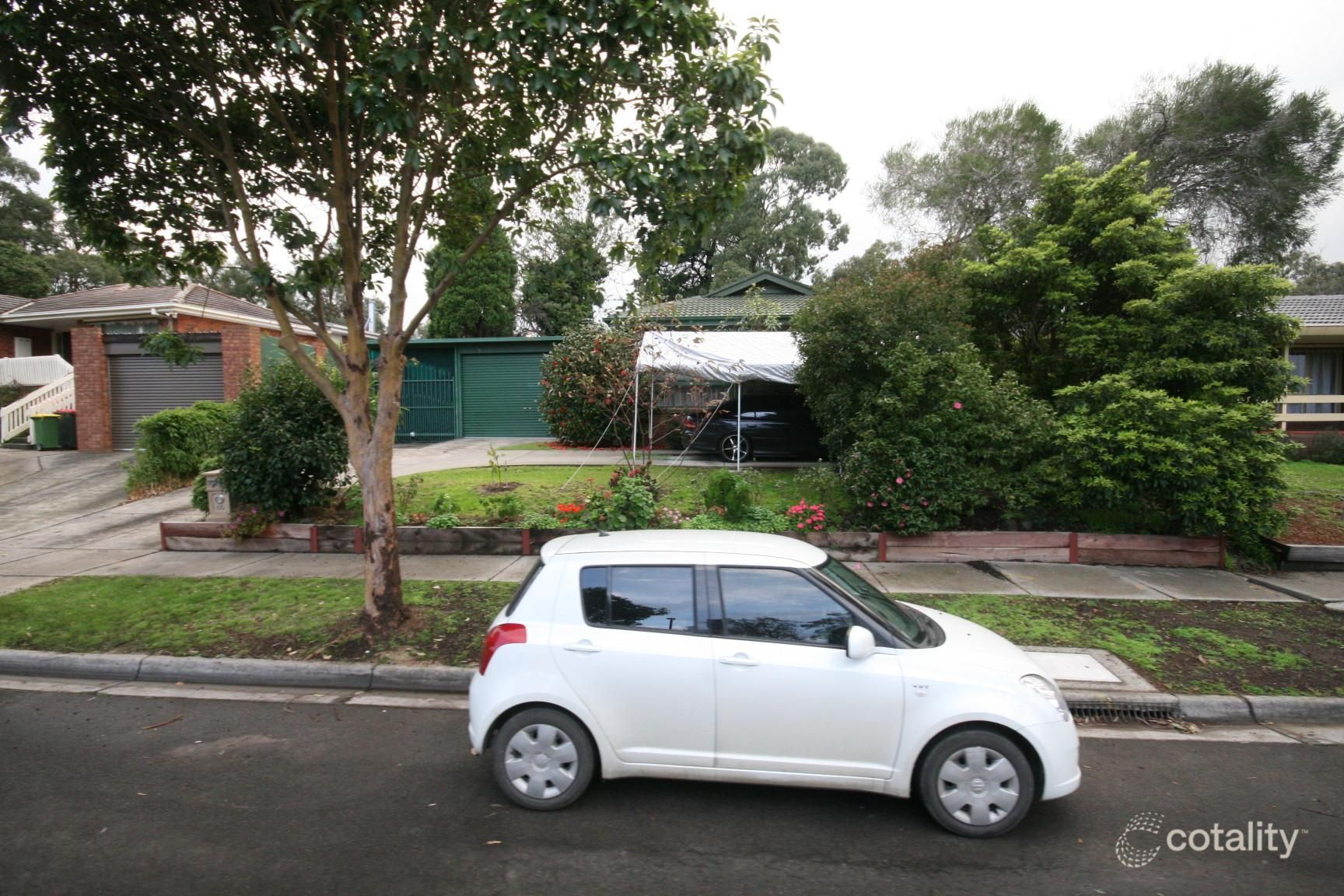 65 Chartwell Dr, Wantirna, VIC 3152