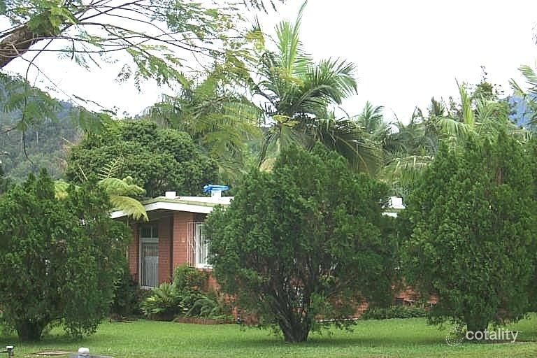 217 Woodward St, Whitfield, QLD 4870