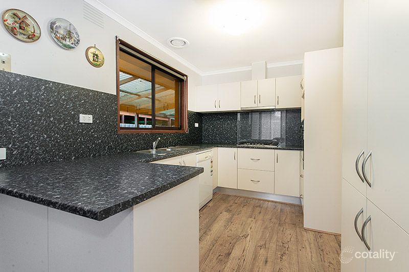 15 Belmar St, Cranbourne, VIC 3977