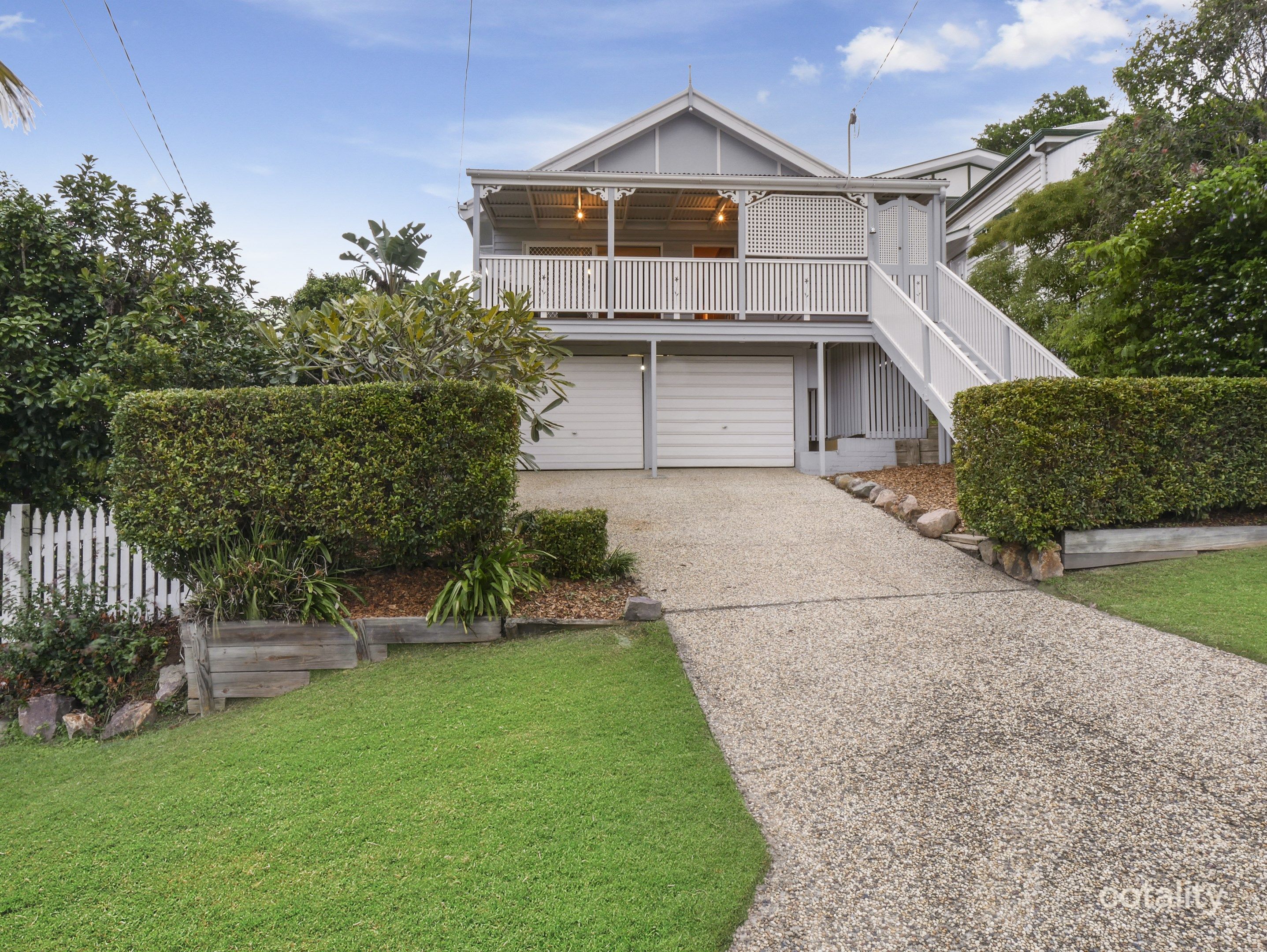 14 Wolsey St, Sandgate, QLD 4017