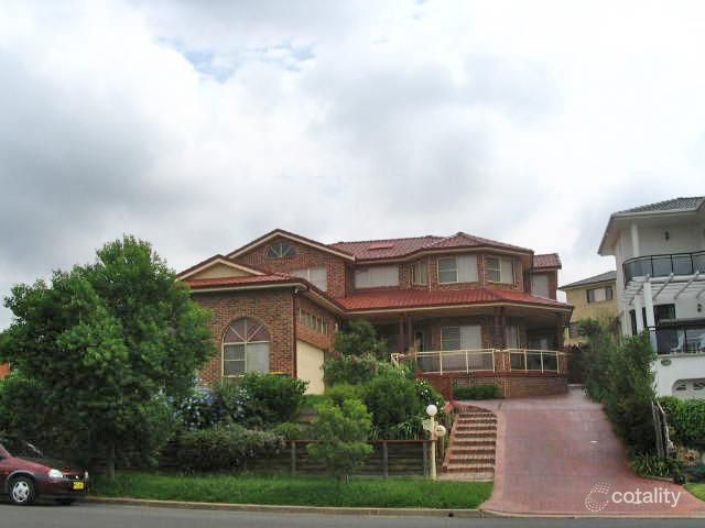 27 Boronia Rd, Bossley Park, NSW 2176