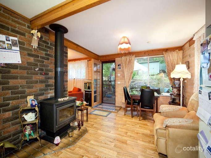 35 Ada Rd, Blackheath, NSW 2785