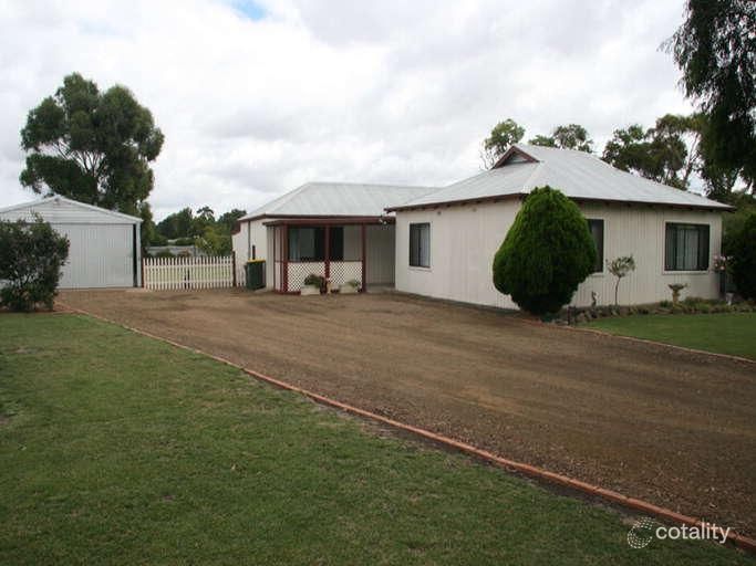 8 Battye St, Millicent, SA 5280