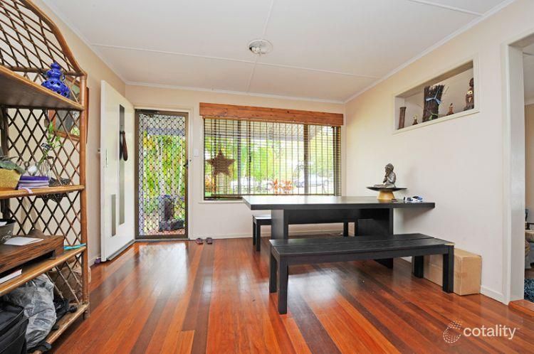 26 Glenys St, Burnside, QLD 4560