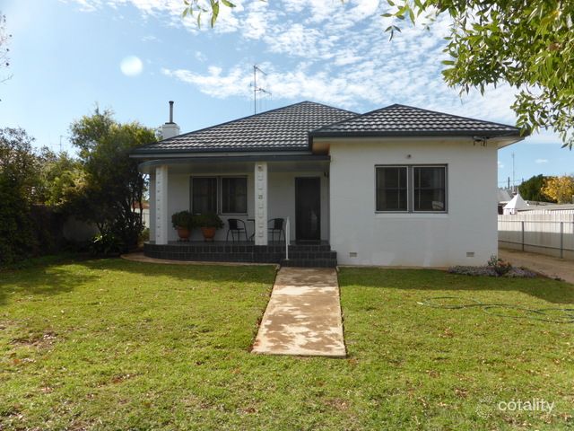 29 Phillips St, Parkes, NSW 2870