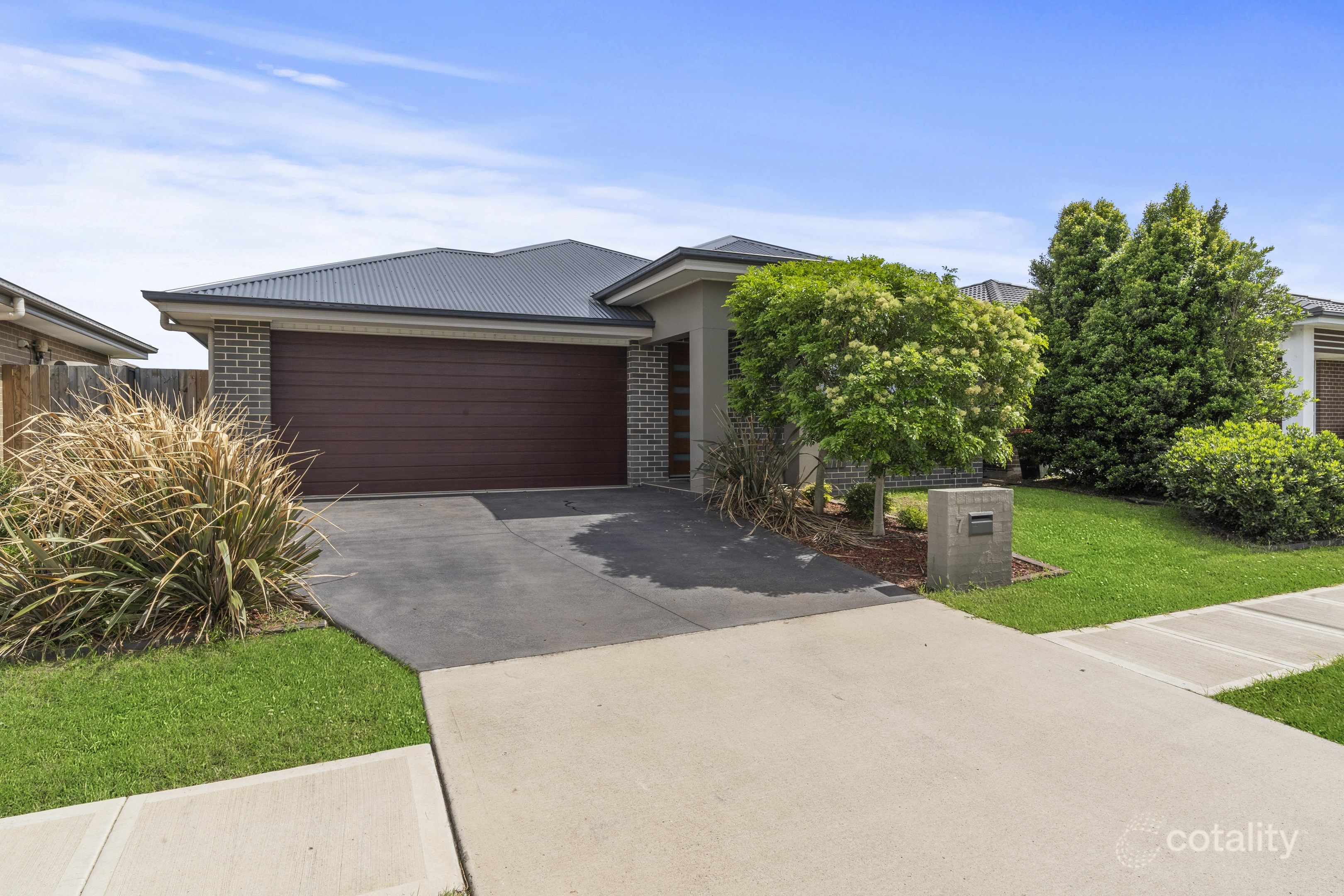 7 Oates St, Spring Farm, NSW 2570