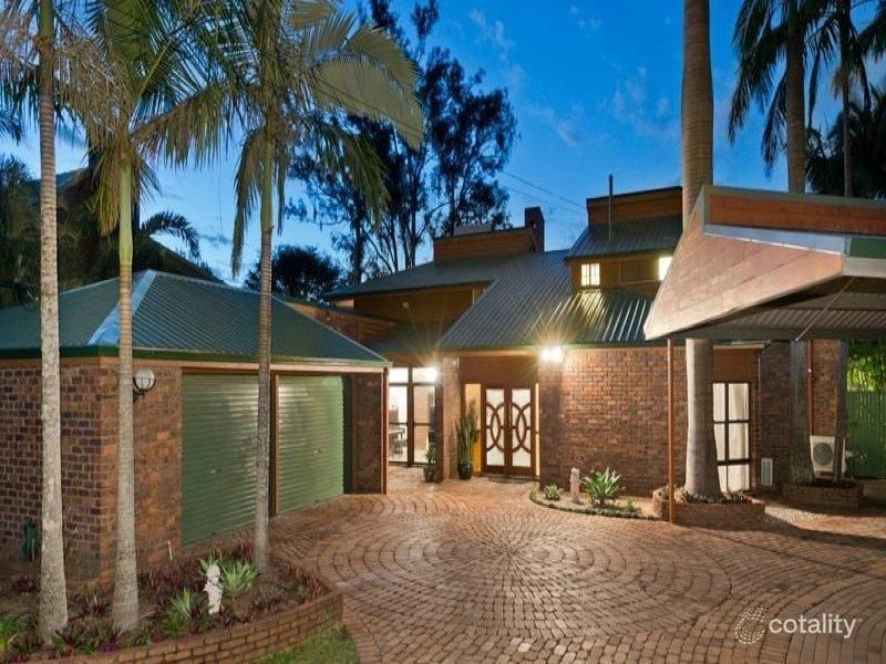 73 Mount Ommaney Dr, Jindalee, QLD 4074