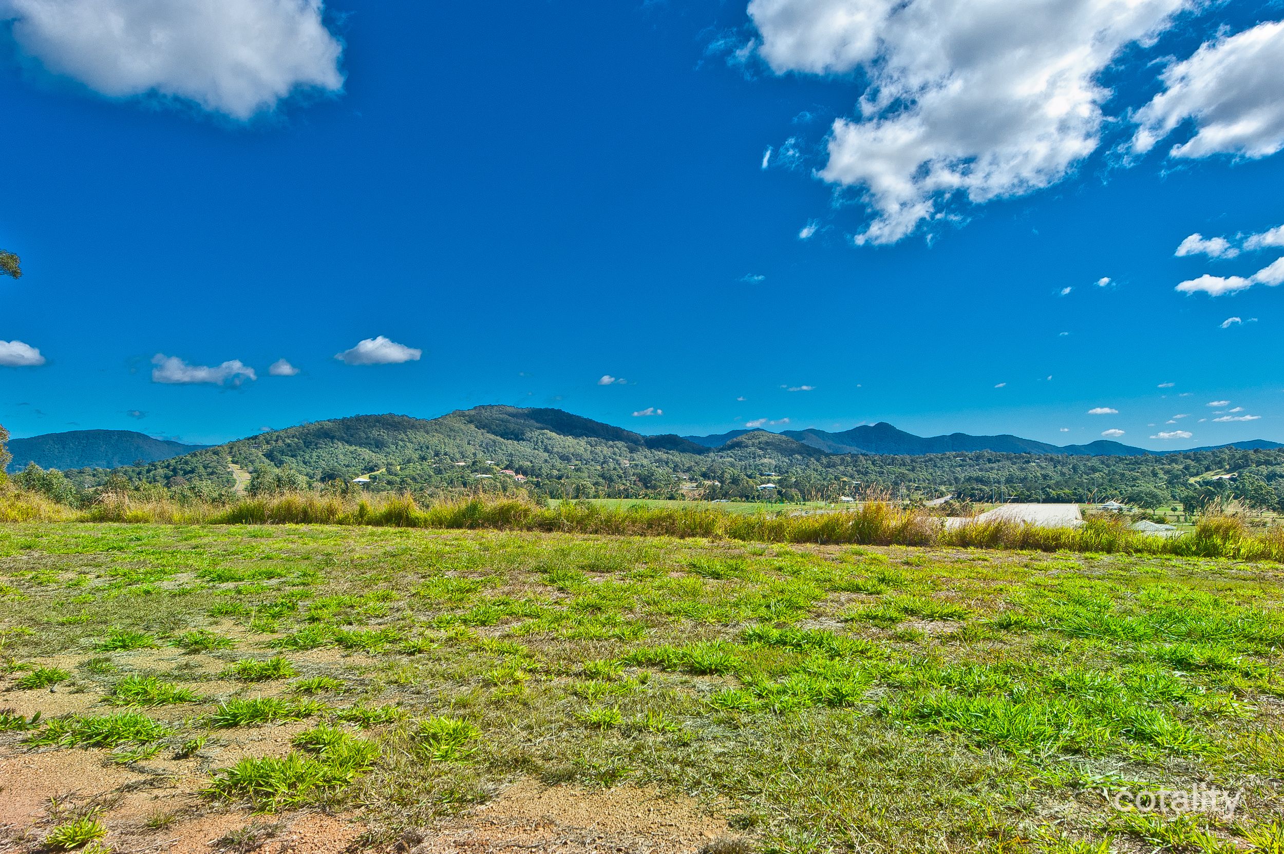 11 Ascot Cres, Samford Valley, QLD 4520