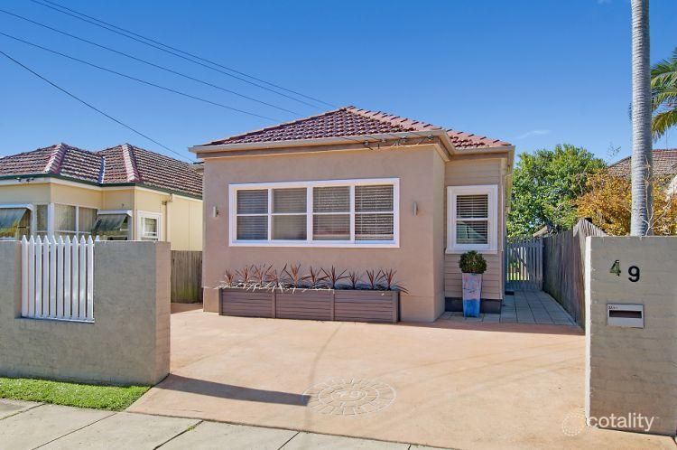 49 Grimwood St, Granville, NSW 2142