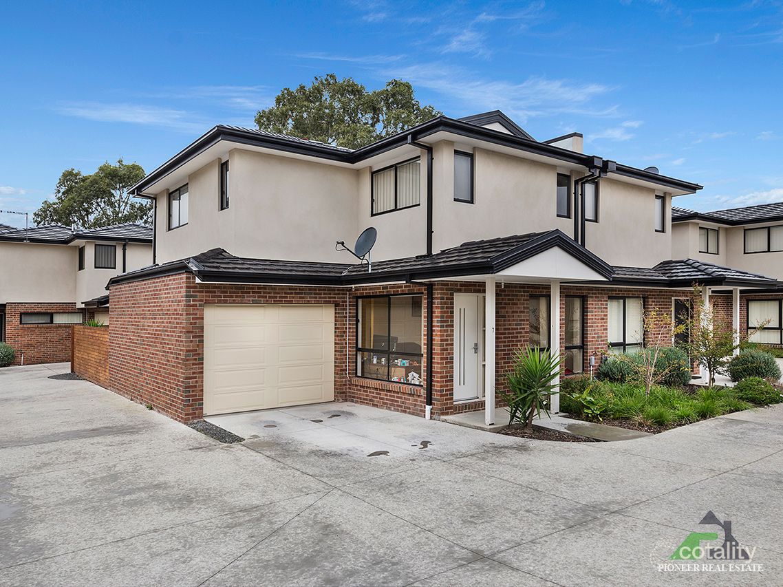 7/2-4 Edinburgh Dr, Beaconsfield, VIC 3807