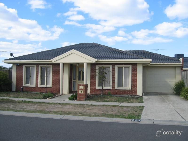 27 Spicer Bvd, Altona Meadows, VIC 3028