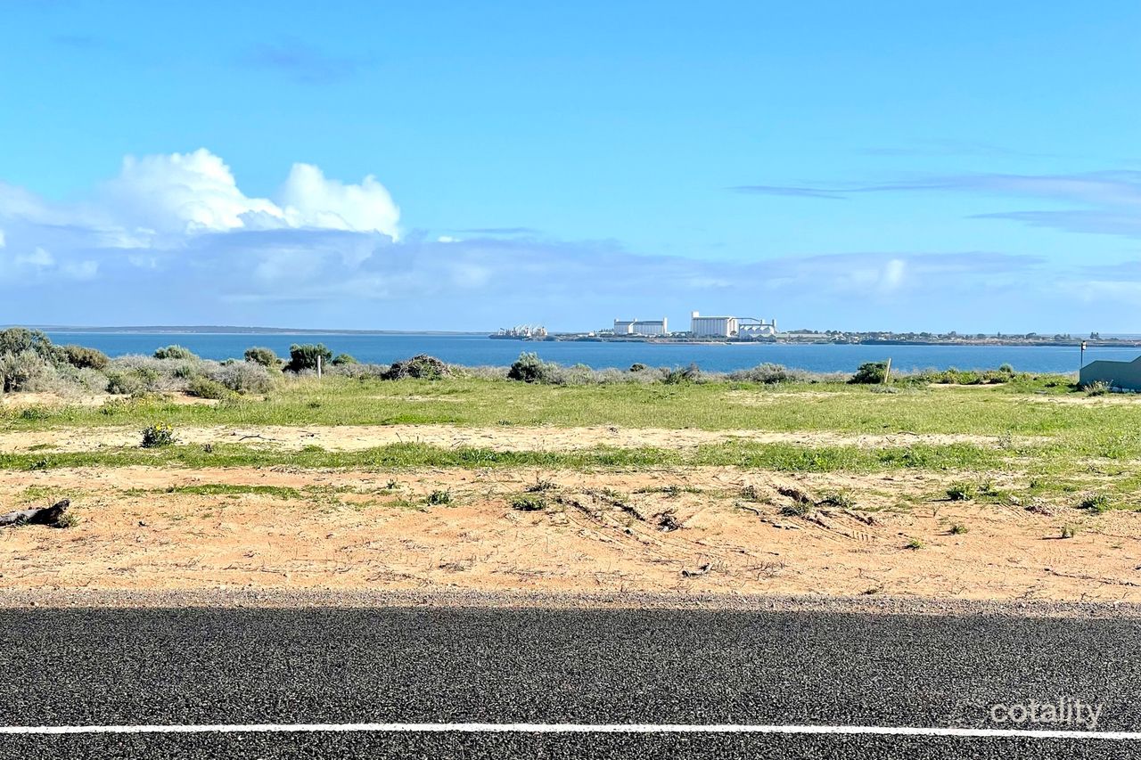 87 Bosanquet Bvd, Ceduna Waters, SA 5690
