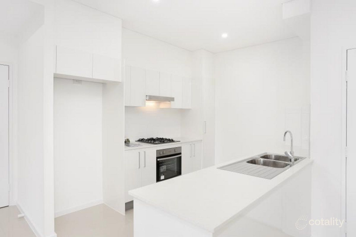 206/11 Junia Ave, Toongabbie, NSW 2146