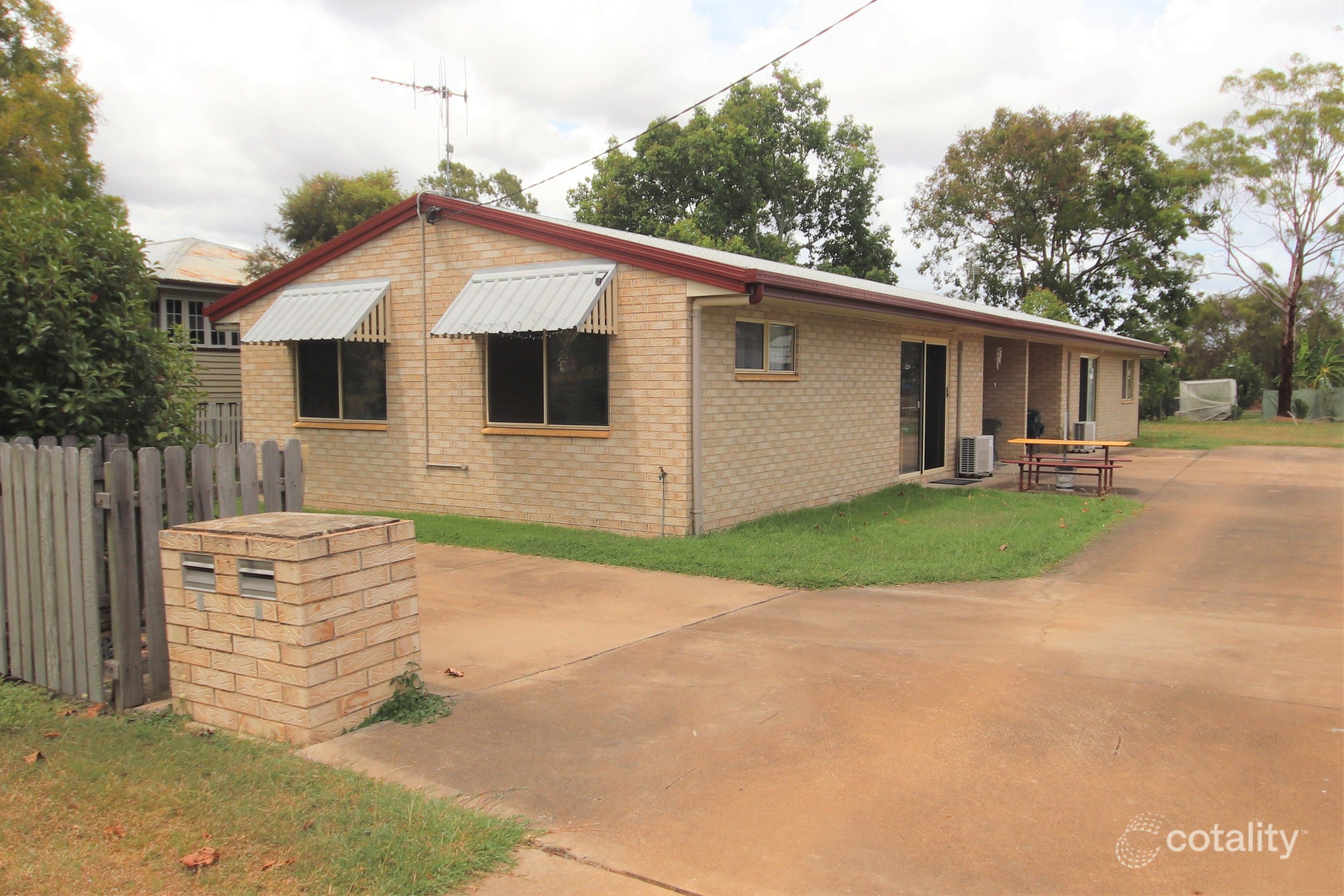 12 Flinders St, Mundubbera, QLD 4626