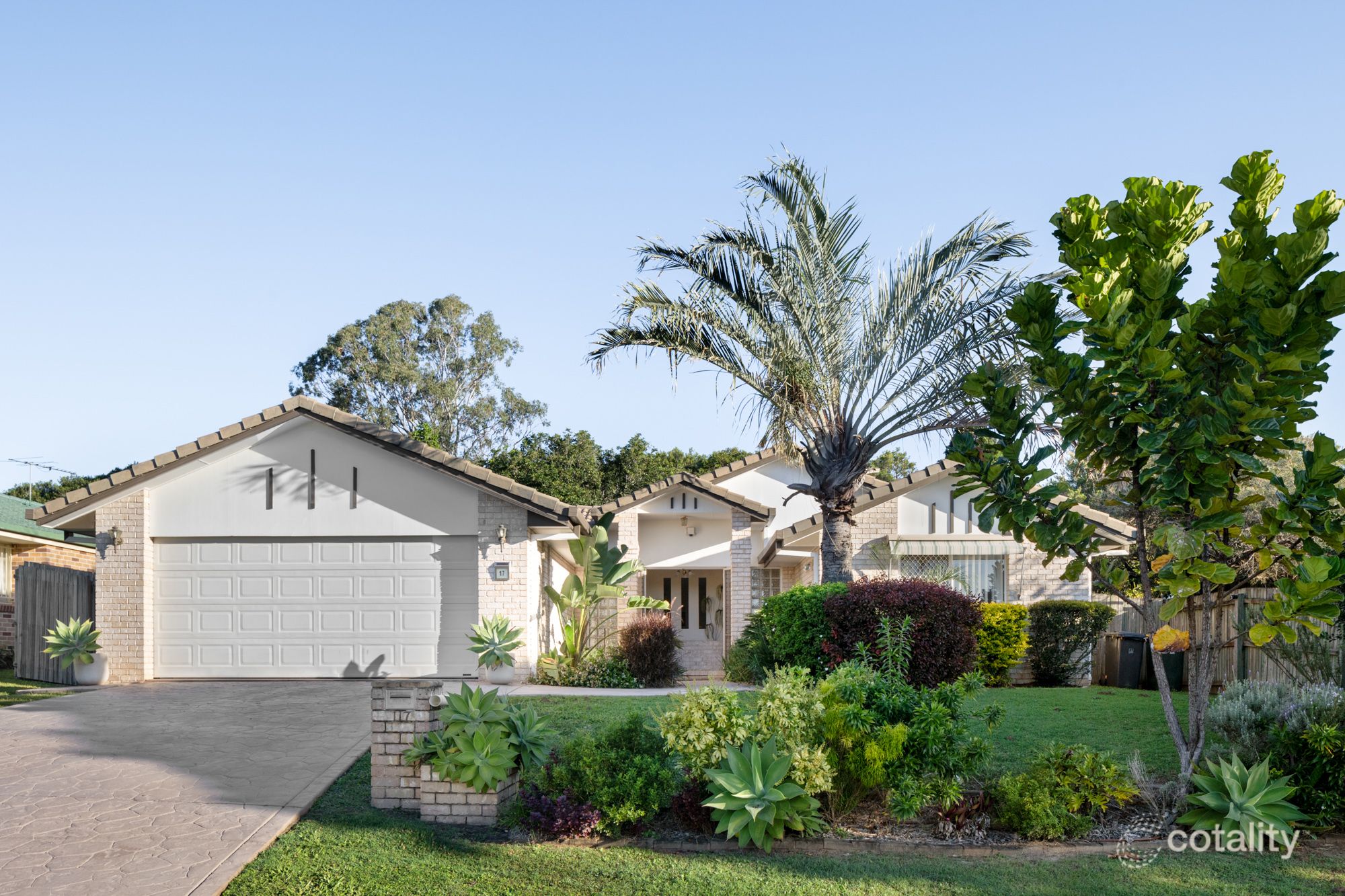 17 Lorenc Pl, Bridgeman Downs, QLD 4035