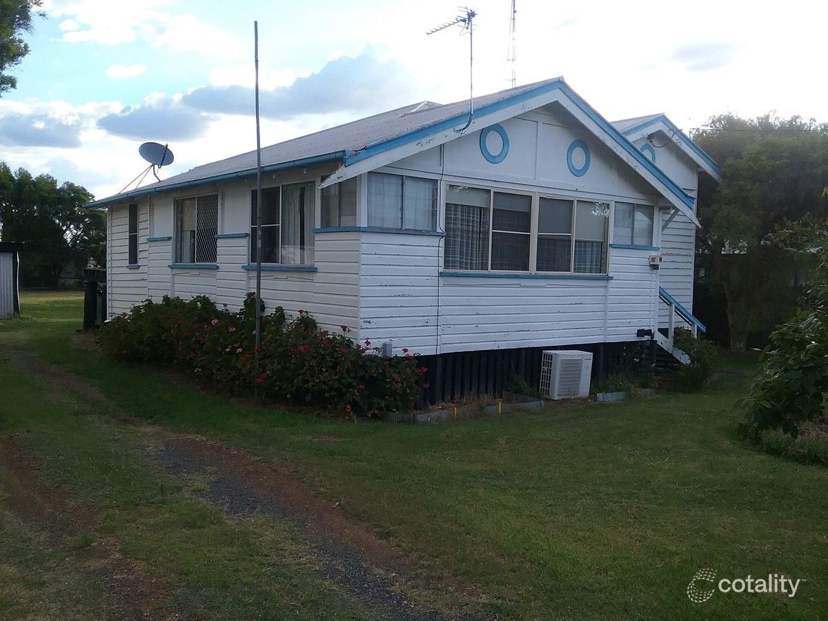 81 East St, Clifton, QLD 4361