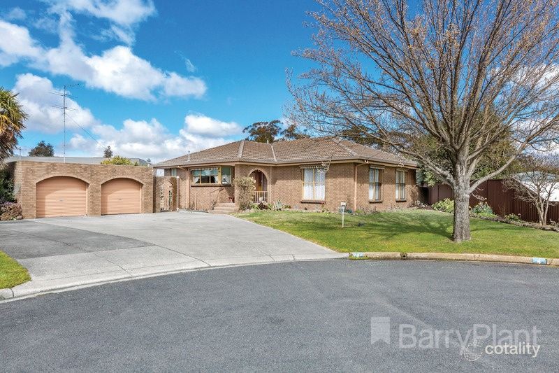 4 Guiding Ct, Sebastopol, VIC 3356