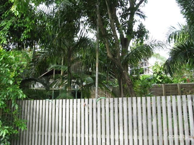 2 Hawk St, Slade Point, QLD 4740
