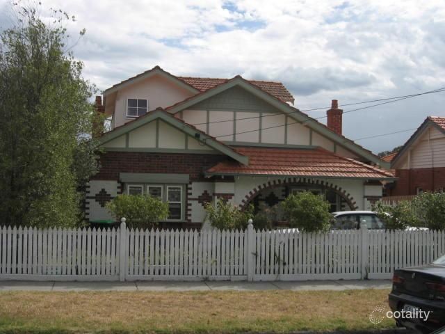 17 Cairnes Gr, Bentleigh, VIC 3204