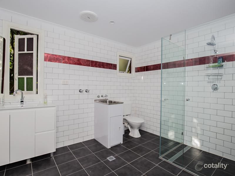 51 Arras St, Yeronga, QLD 4104