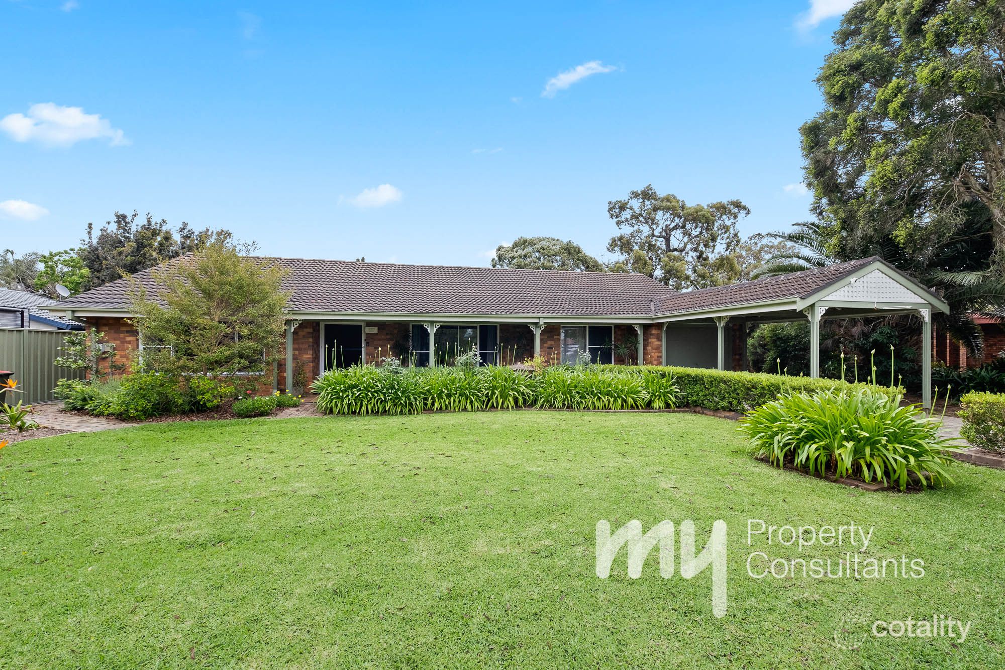 33 Bowman Ave, Camden South, NSW 2570