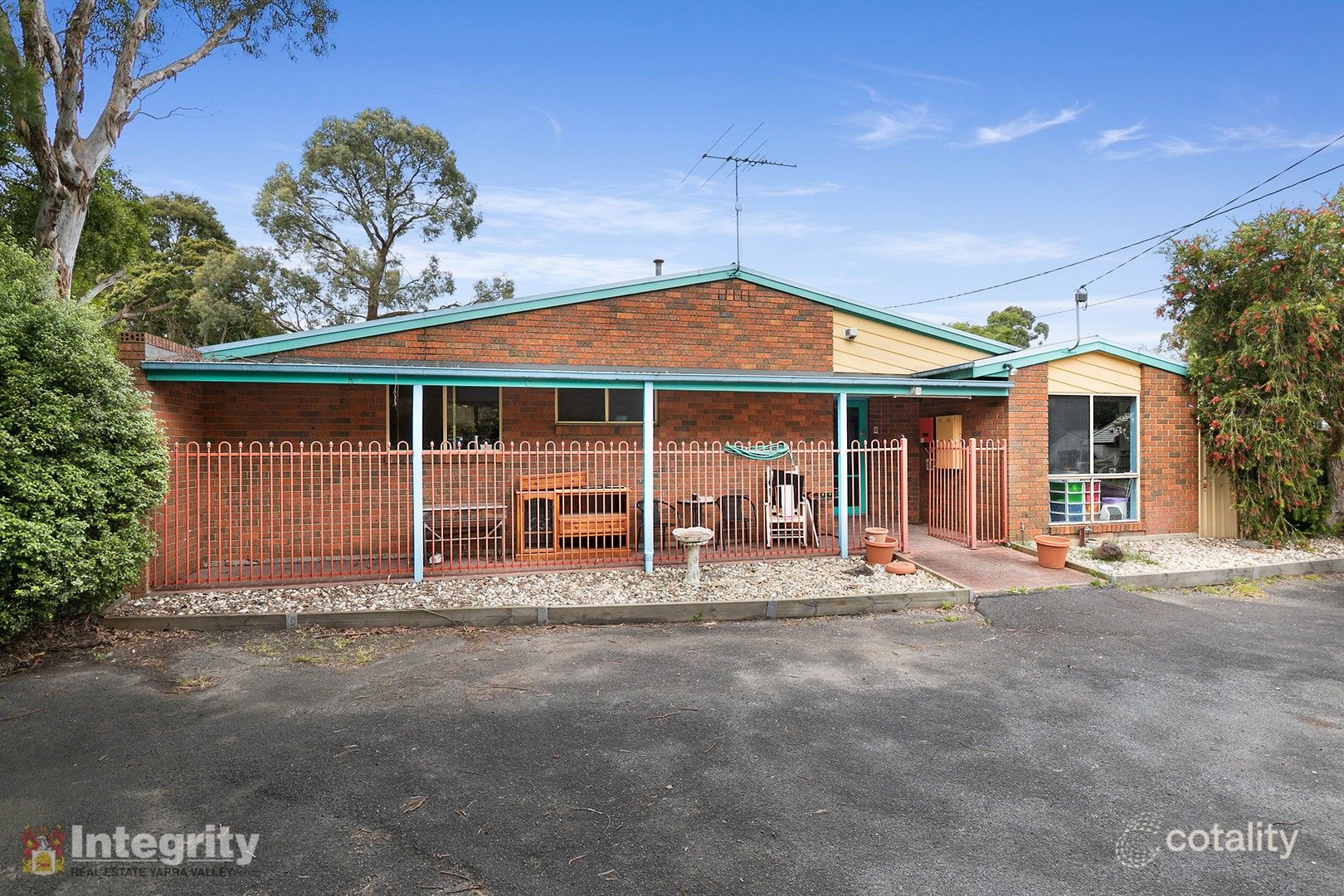 4 Bluegum Dr, Badger Creek, VIC 3777