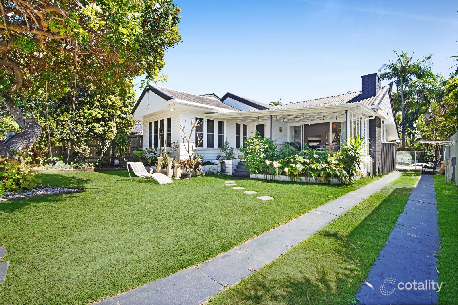 31 Hilda St, Mermaid Beach, QLD 4218