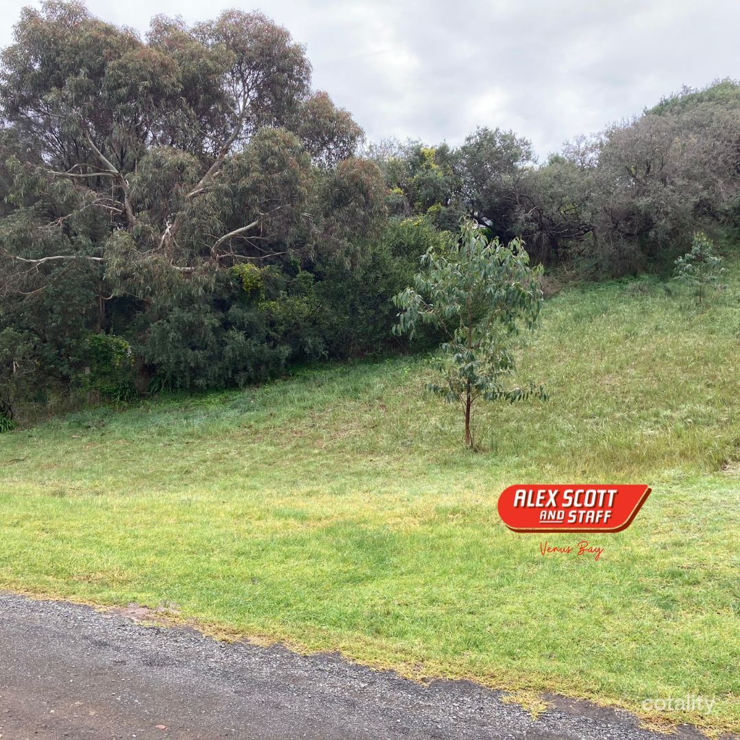 13 Crichton Cres, Venus Bay, VIC 3956