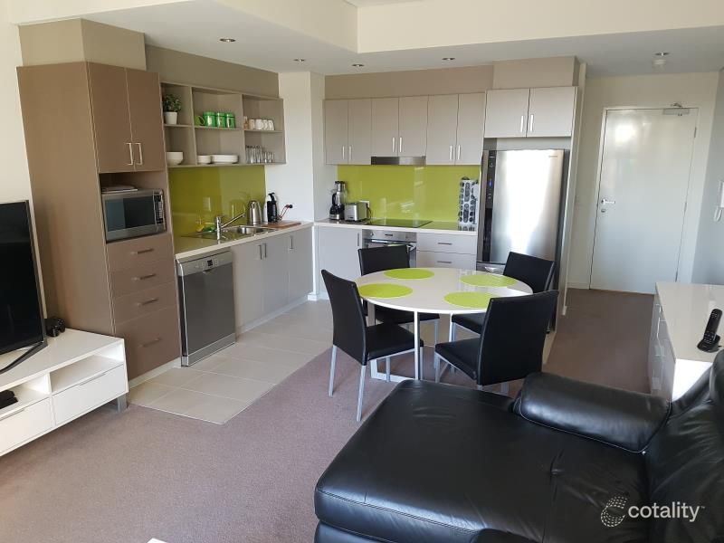 76/16 Midgegooroo Ave, Cockburn Central, WA 6164