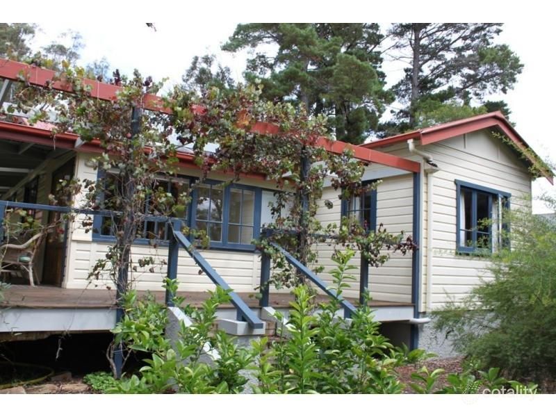 17 Faraday St, Mittagong, NSW 2575