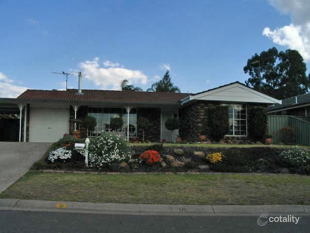 6 Clarence Rd, St Clair, NSW 2759
