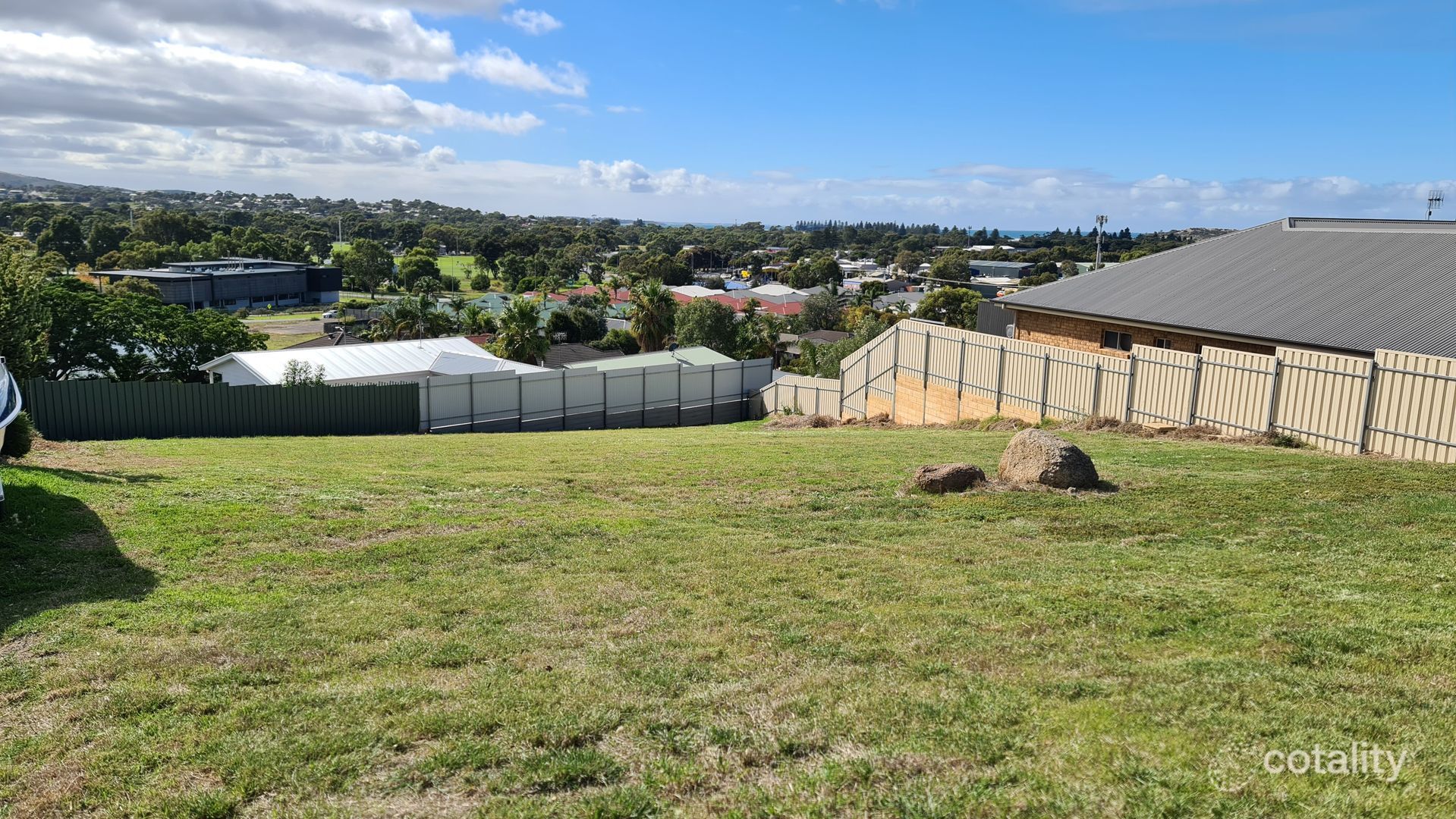 7 Rymill Ave, Encounter Bay, SA 5211