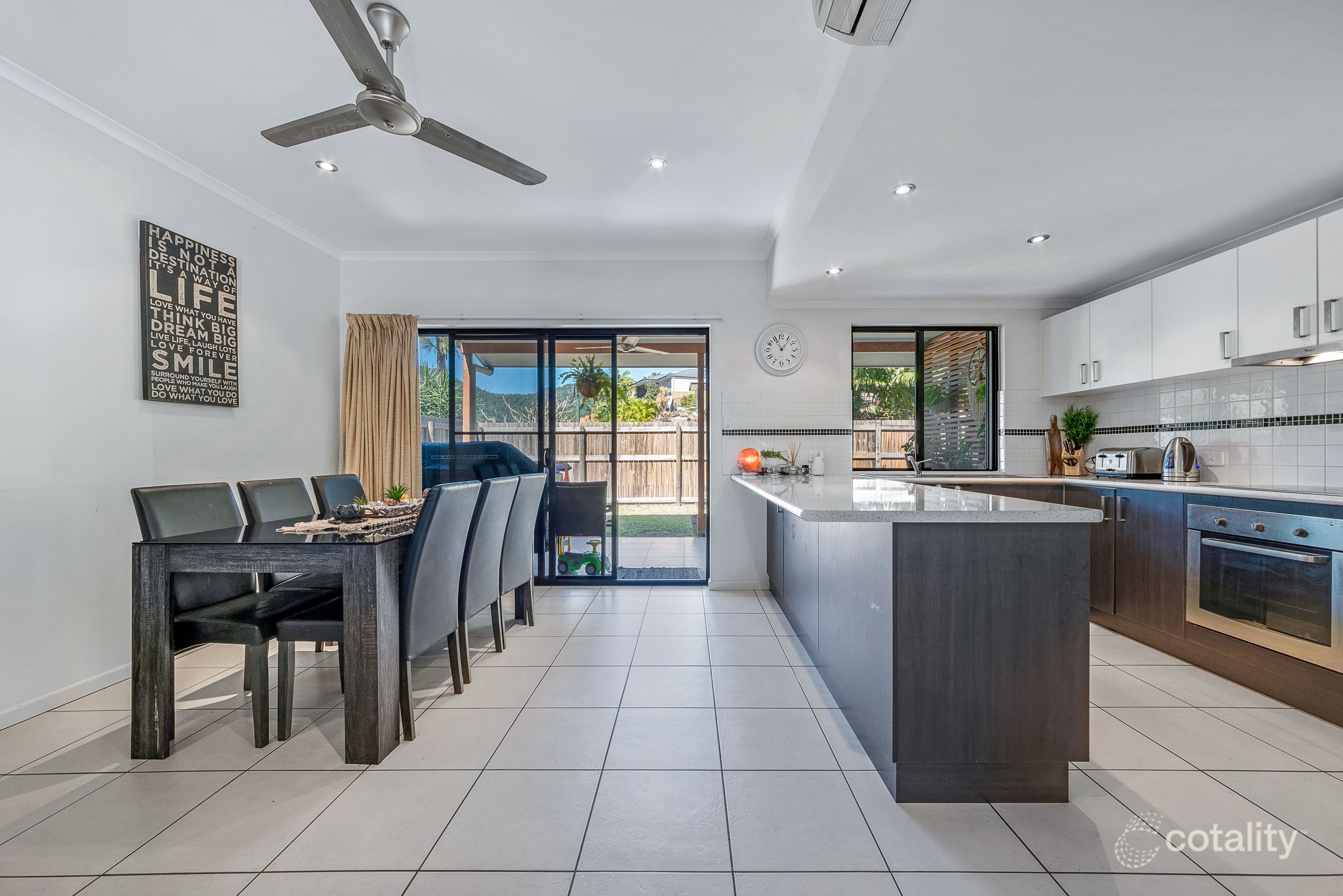 32/25 Abell Rd, Cannonvale, QLD 4802