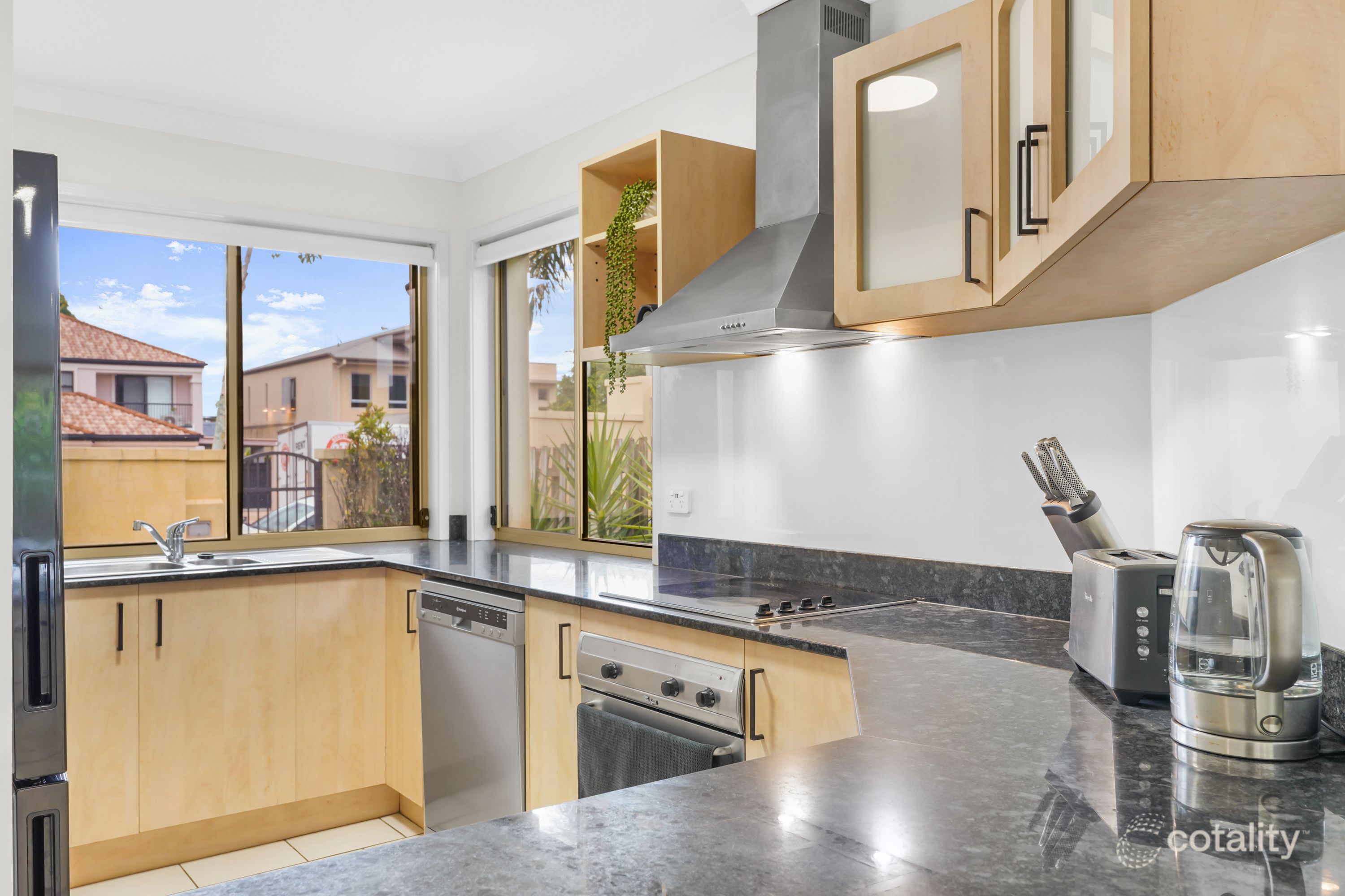 1/23 Mason St, Southport, QLD 4215