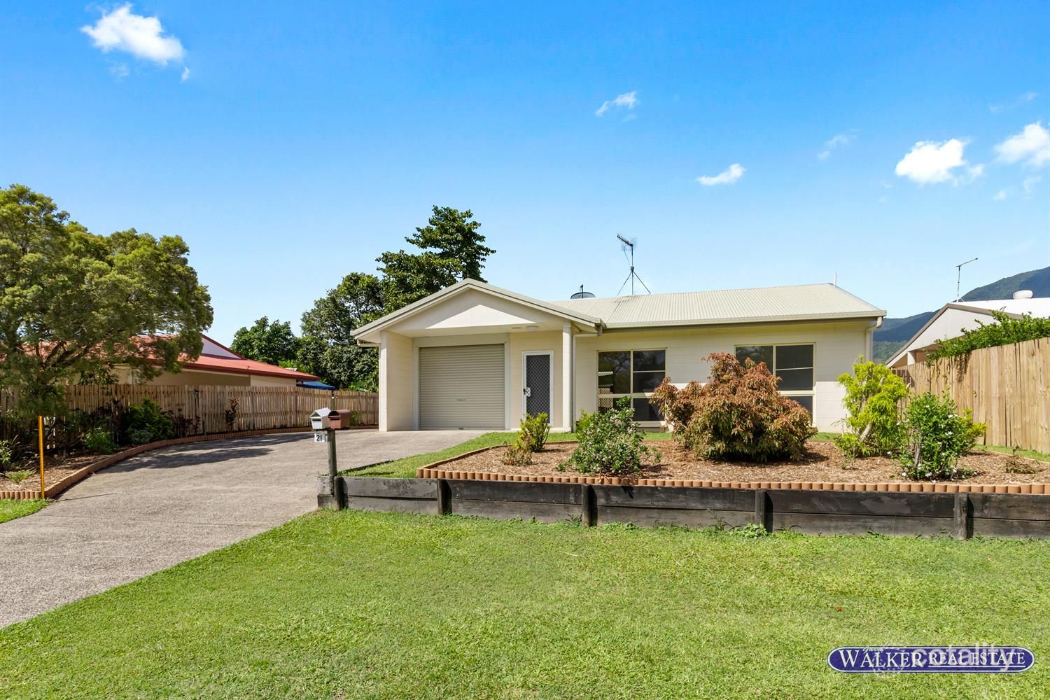 1/21 Farmer St, Edmonton, QLD 4869