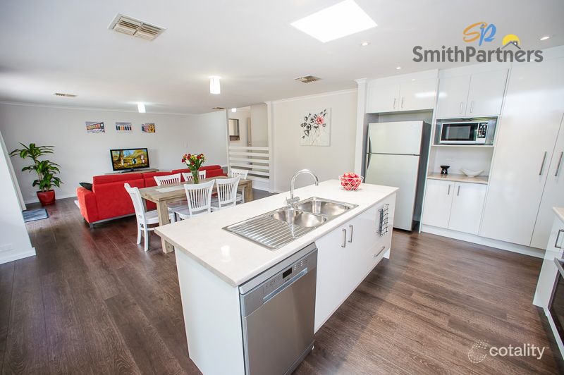 19 Kincumber Dr, Redwood Park, SA 5097