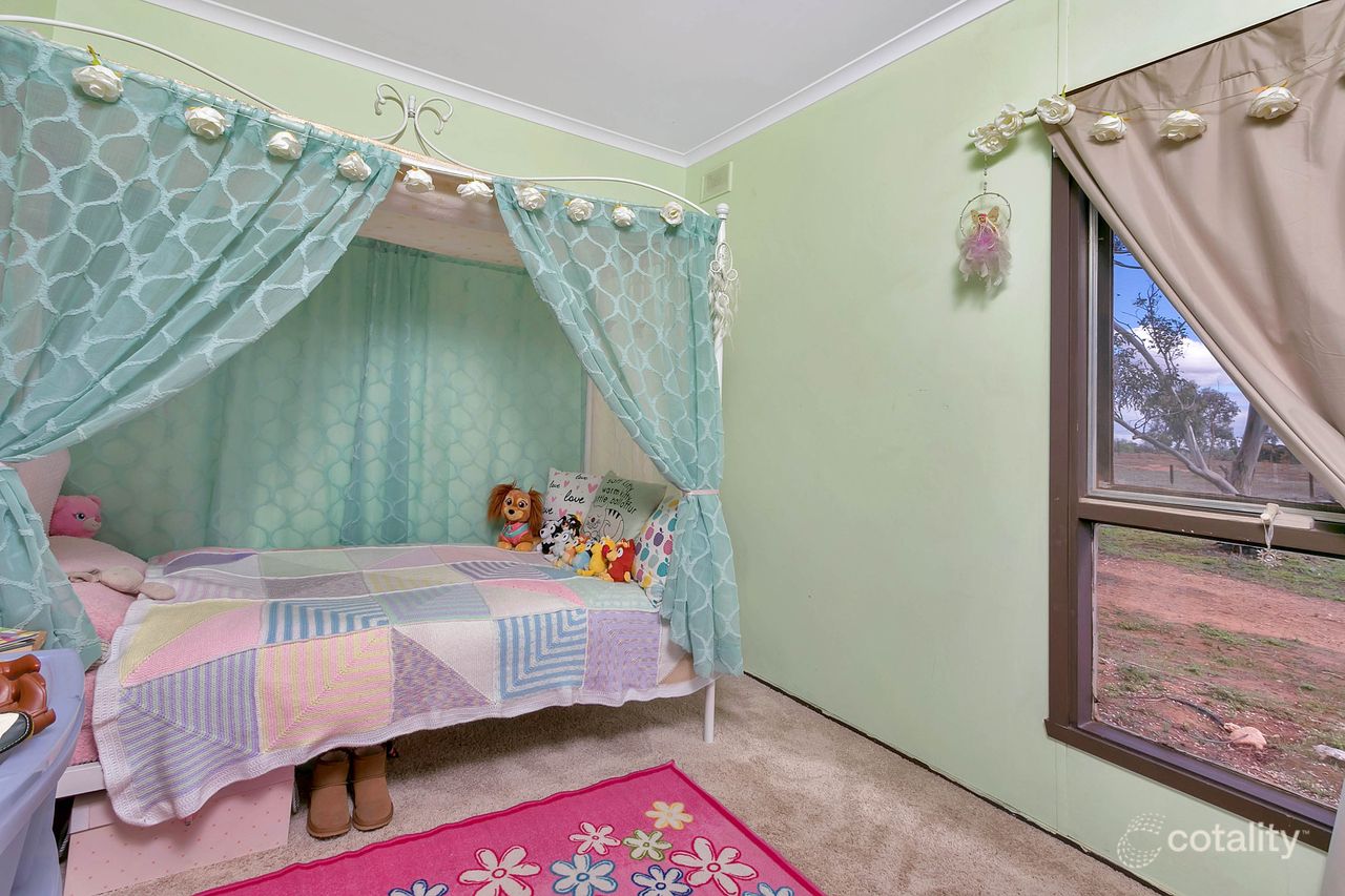 77 Lowey Rd, Windsor, SA 5501