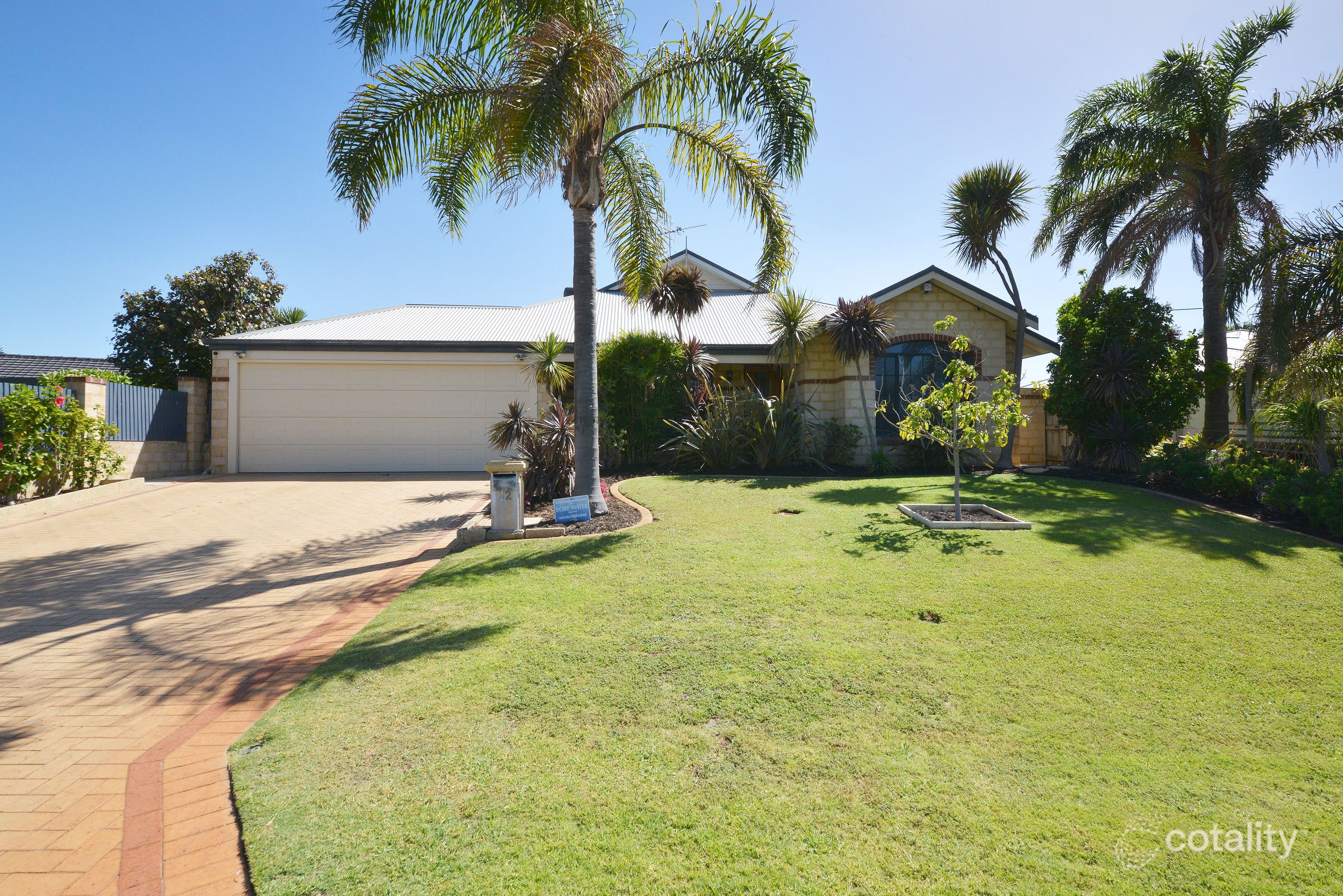 12 Noora Way, Quinns Rocks, WA 6030