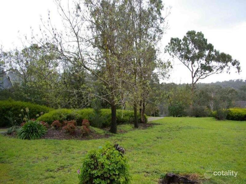 195 Old Eltham Rd, Lower Plenty, VIC 3093