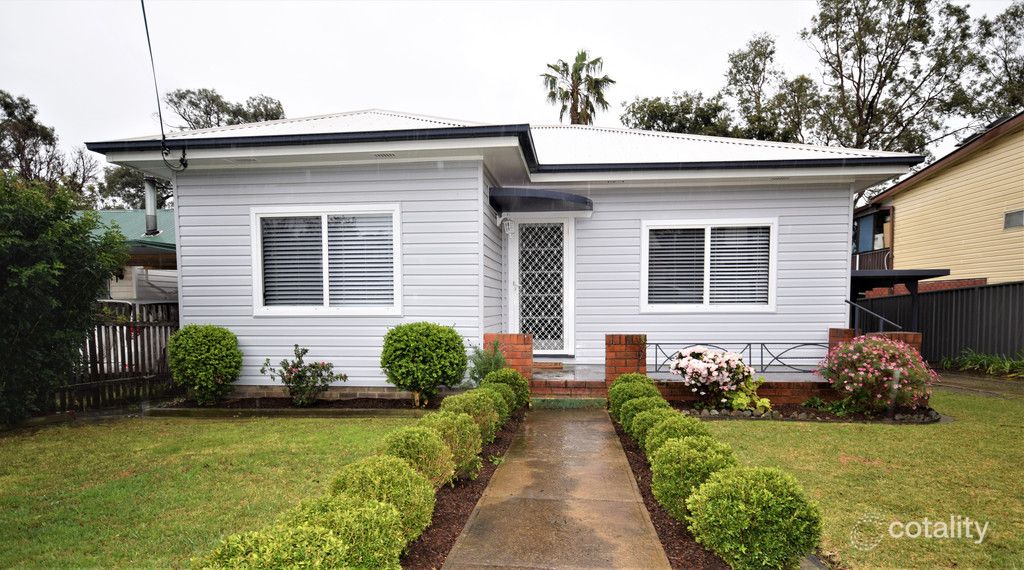 17 Morton Pde, Nowra, NSW 2541
