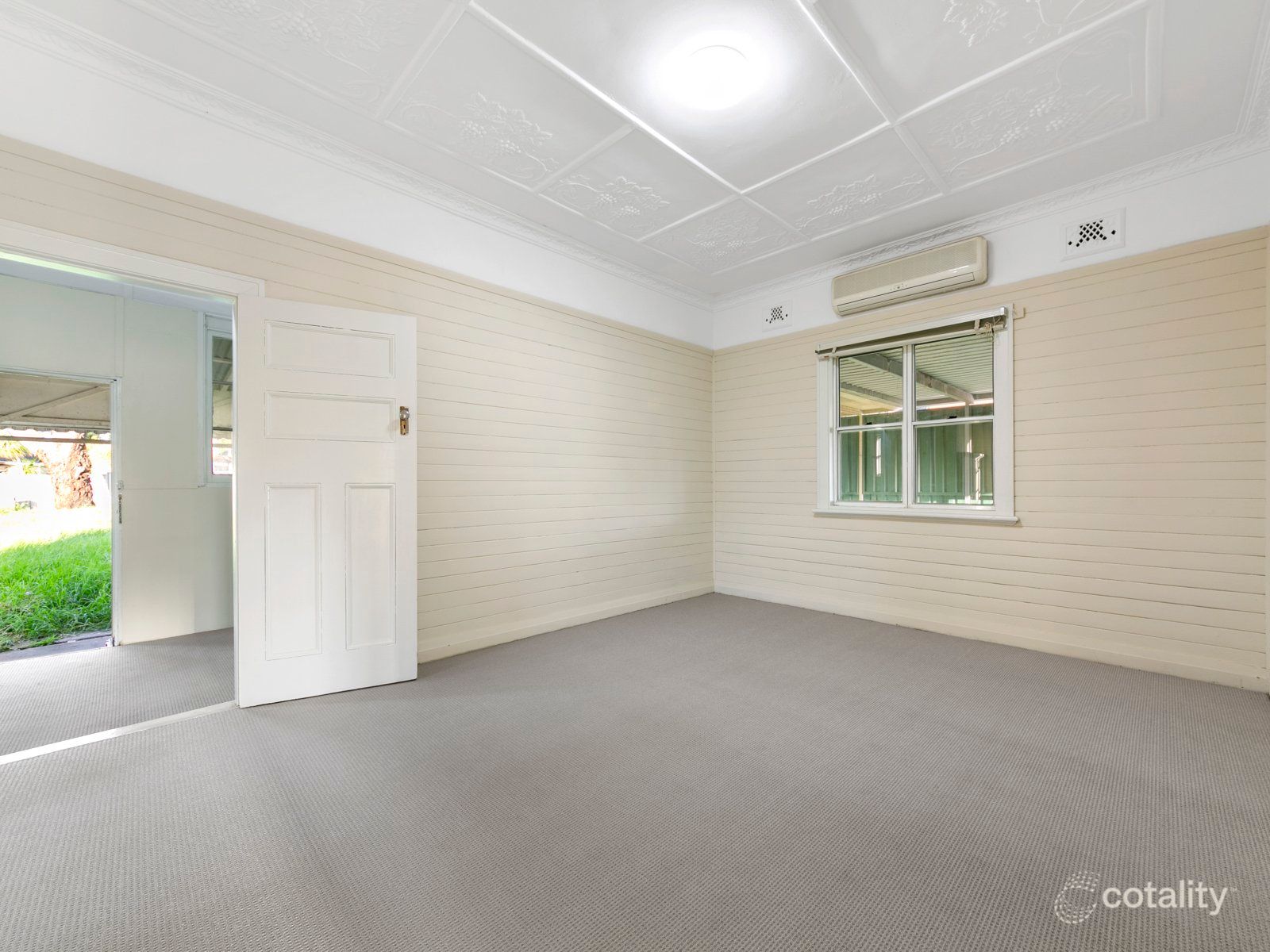 57 Ballandella Rd, Toongabbie, NSW 2146