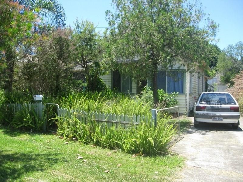 42 Bellevue Pde, Lota, QLD 4179