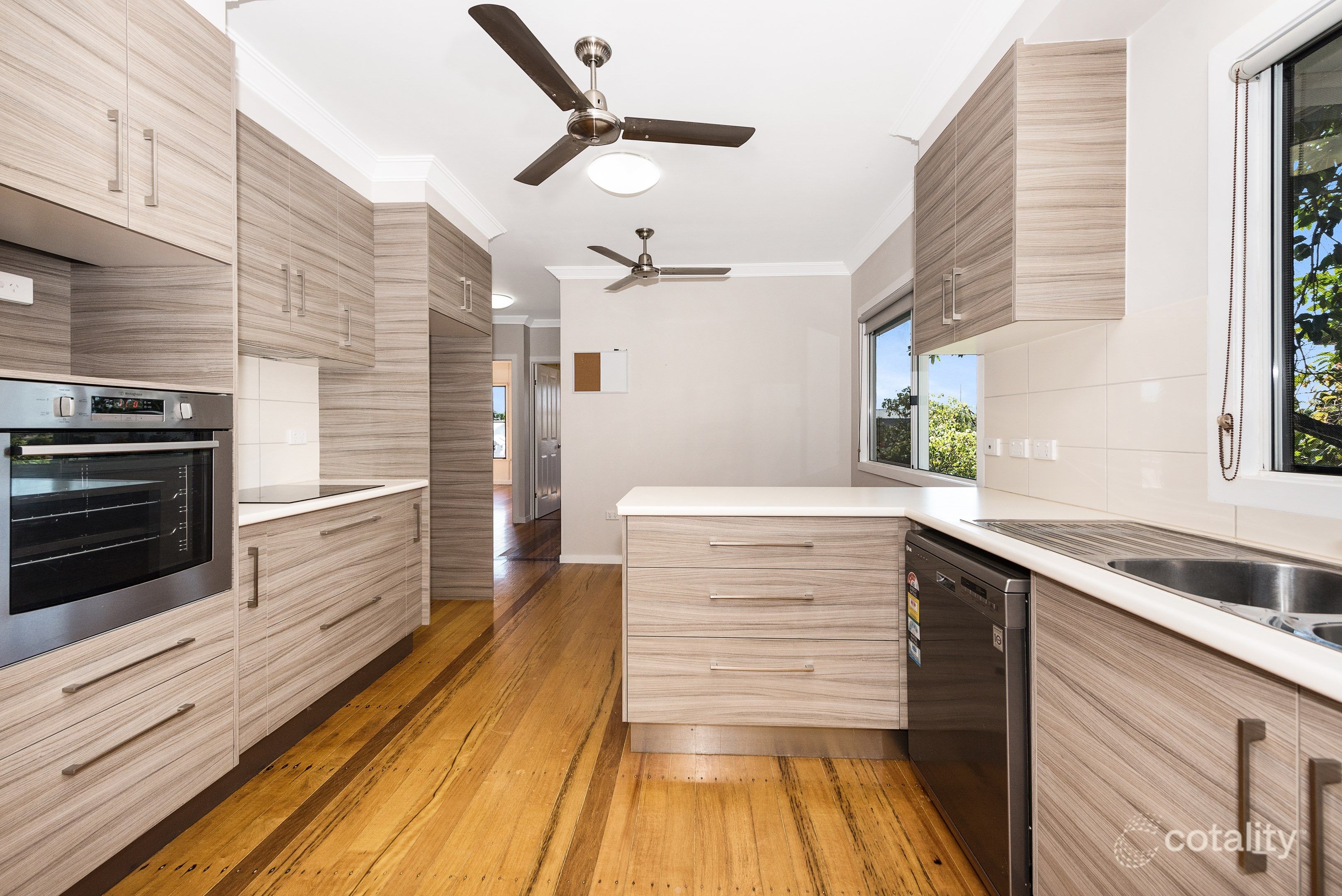 8 Wright St, Wulguru, QLD 4811