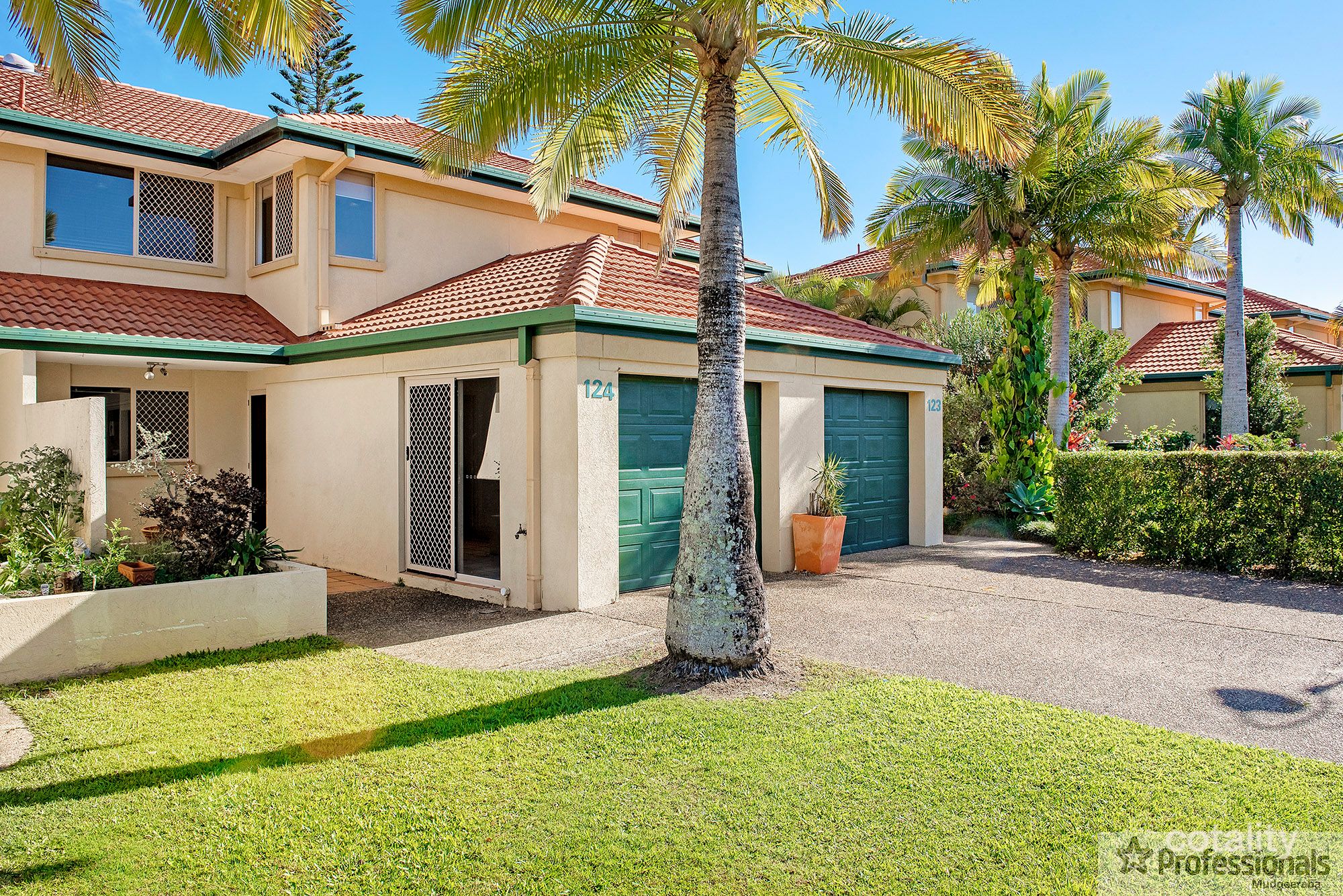 124/152 Palm Meadows Dr, Carrara, QLD 4211