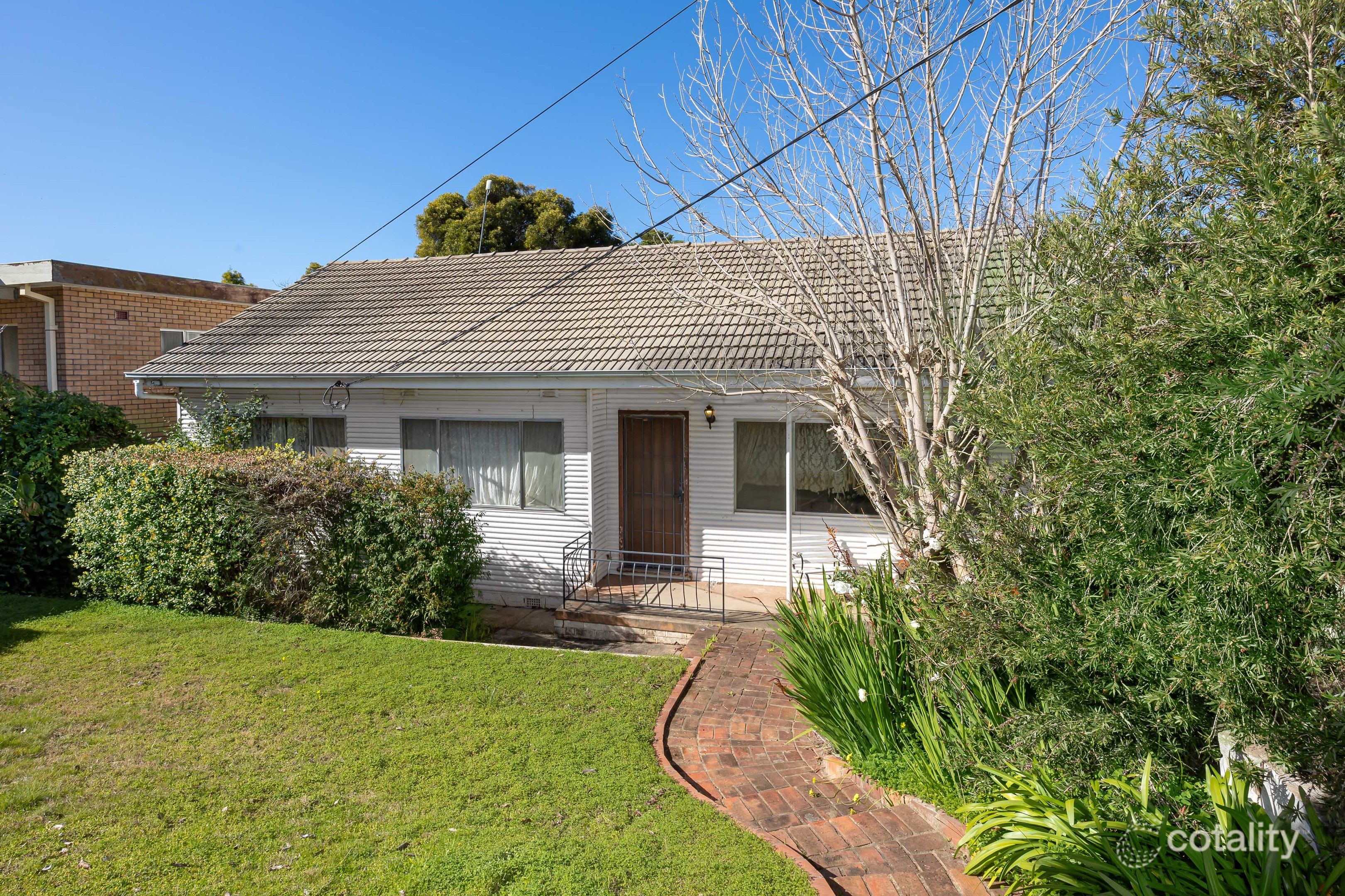 59 Warrawong St, Kooringal, NSW 2650