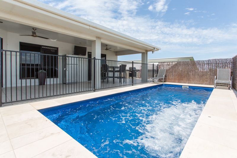 22 Hinze Cct, Rural View, QLD 4740