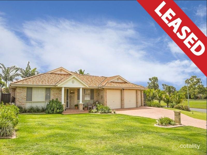 35 Chateau Cres, St Clair, NSW 2759