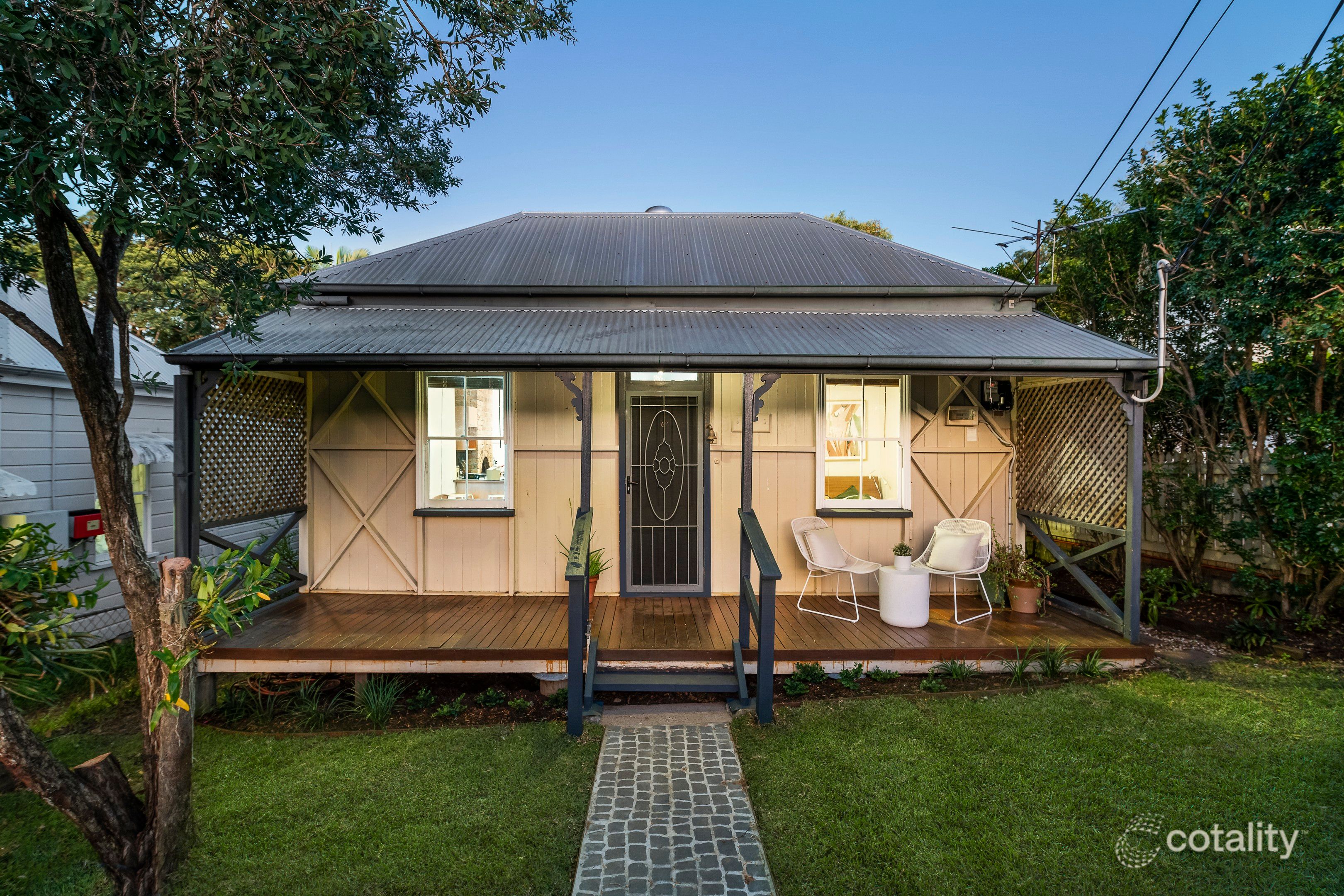 67 Accession St, Bardon, QLD 4065